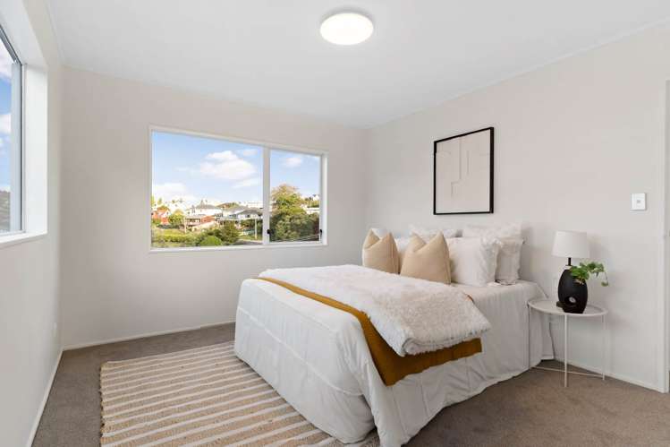 2/20 Hogans Road Glenfield_15