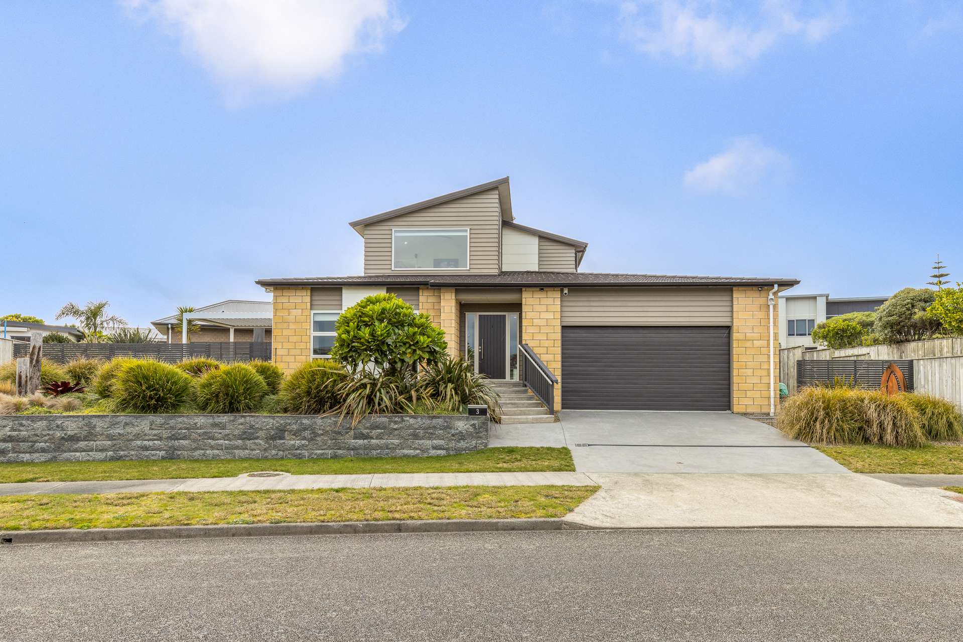 3 Pharazyn Avenue Waikanae Beach_0