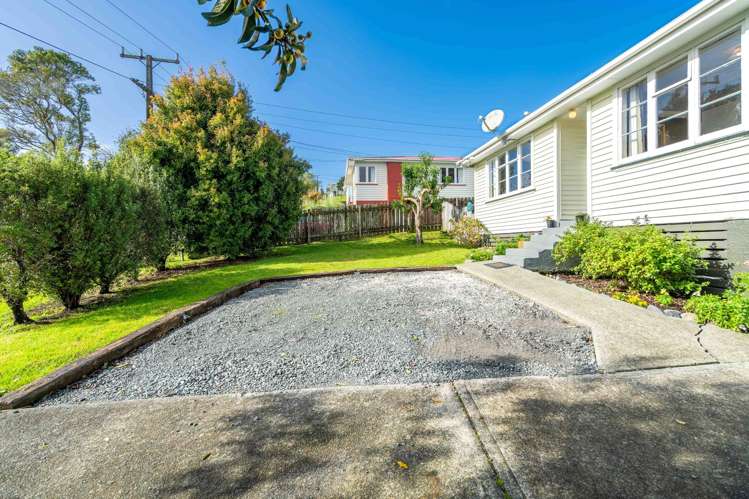 13 Raurimu Avenue Onerahi_16