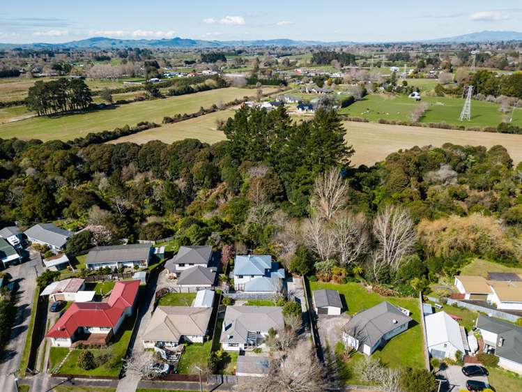 60 Southsea Crescent Silverdale_22