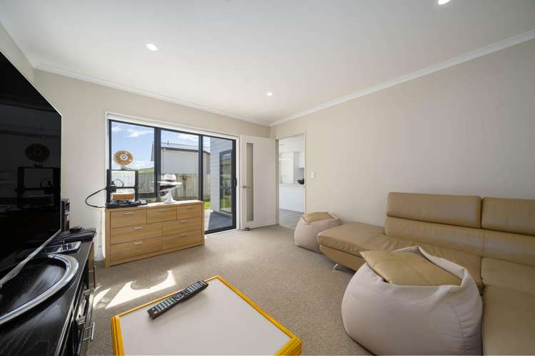 37 Melksham Drive Churton Park_4