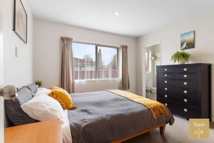 15a Youngs Road 10938_7