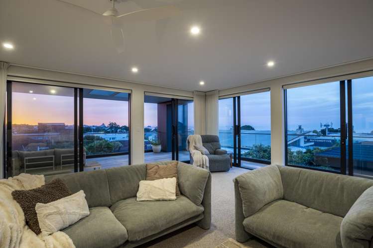 8 Kowhai Street Strandon_20