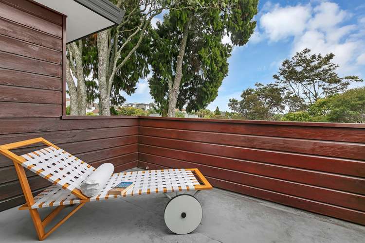 2/143a Mokoia Road Birkenhead_13