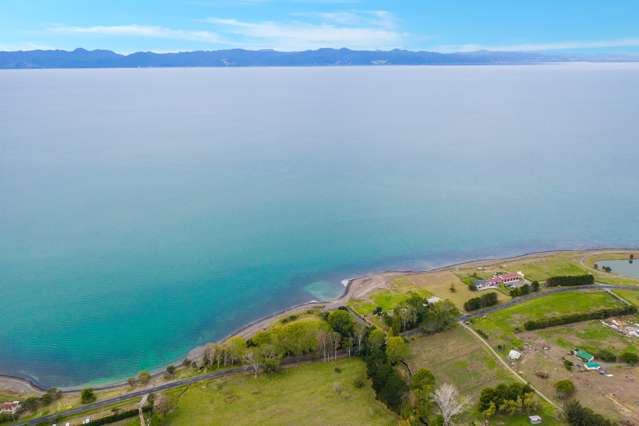 1650 East Coast Road Whakatiwai_1