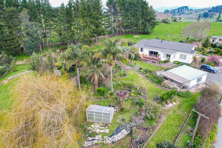 12 Howden Road Whatawhata_1