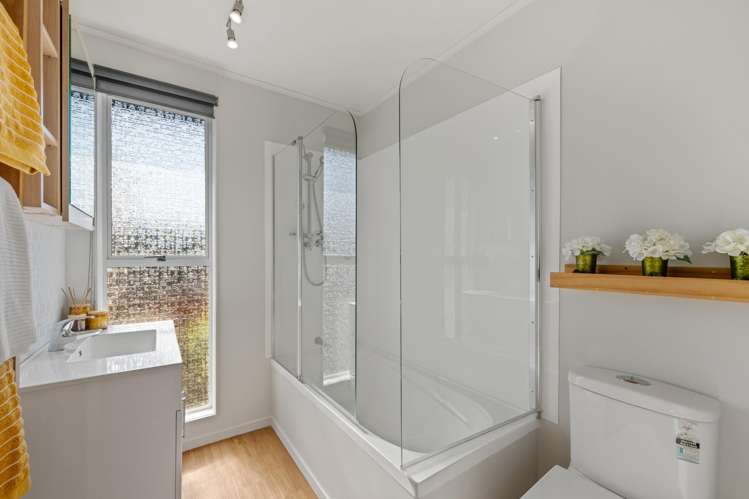 19 Rousehill Street Renwick_11