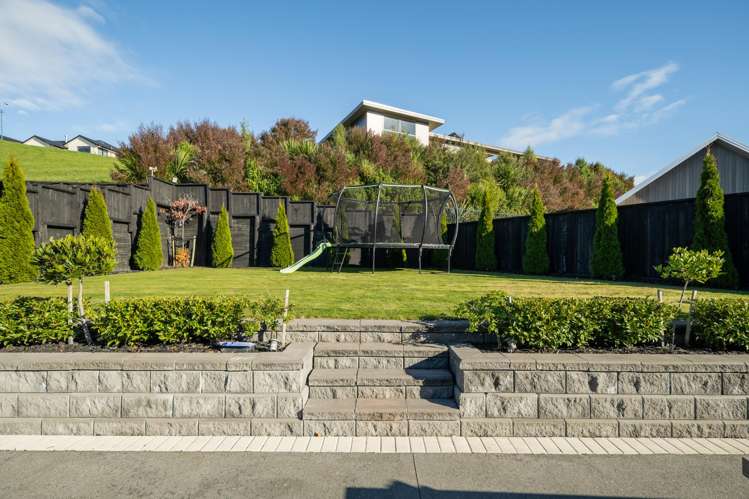12 Avignon Place Fairhall_27