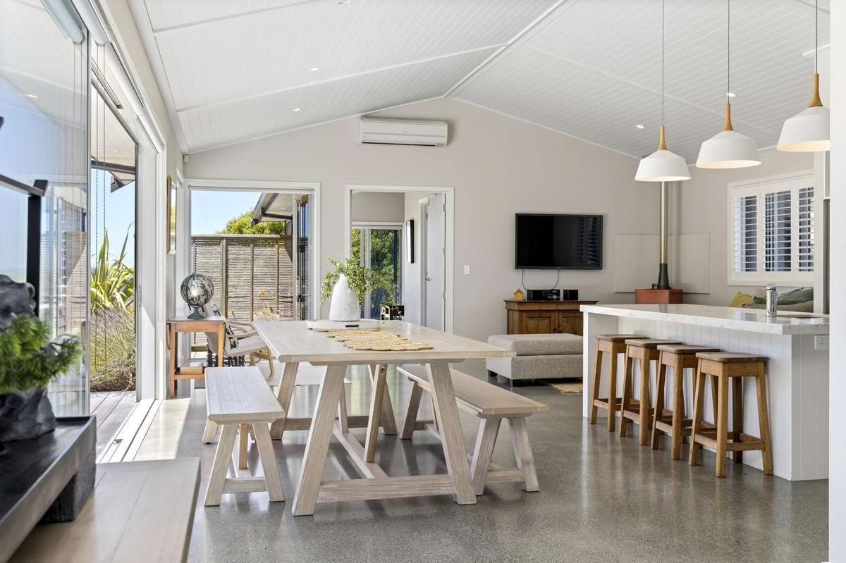 146 Highland Drive_1