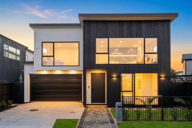 Brand New Luxury Home by the Coast