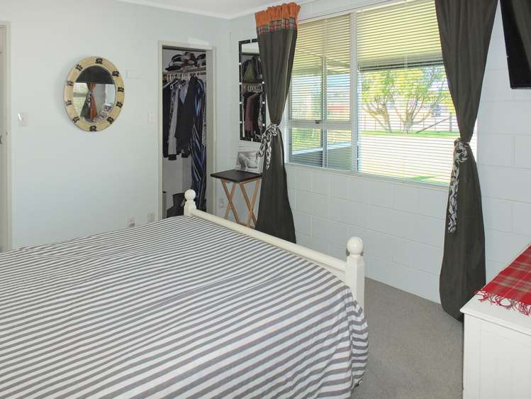 3 Edinburgh Terrace Foxton Beach_16