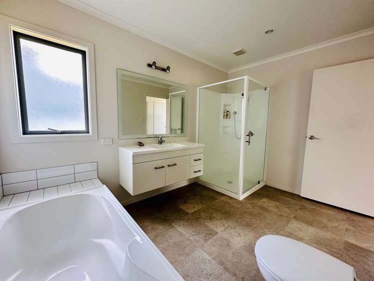 12a Rata Street Kaka Point_11