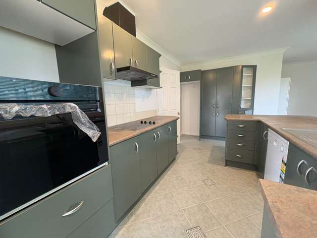 37 Broadhurst Road Flat Bush_2