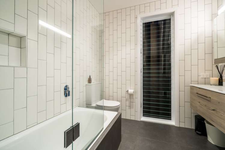 1/35 Edmund Street Saint Heliers_11