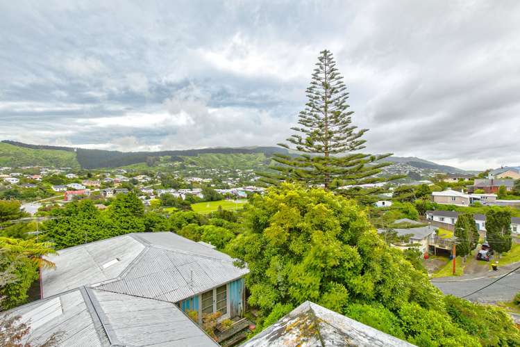 8a Tawa Terrace Tawa_8
