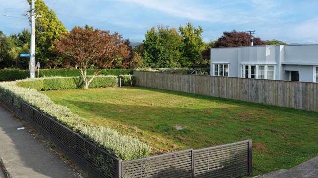 Rare Sunny Corner Section for Sale in Motueka