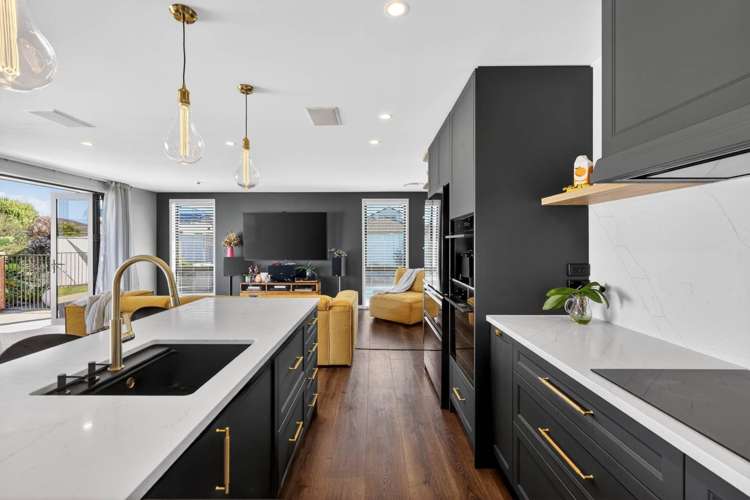 17 Butterworth Crescent Papamoa Beach_4