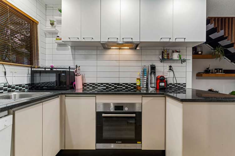 4/5 Koromiko Street New Lynn_6