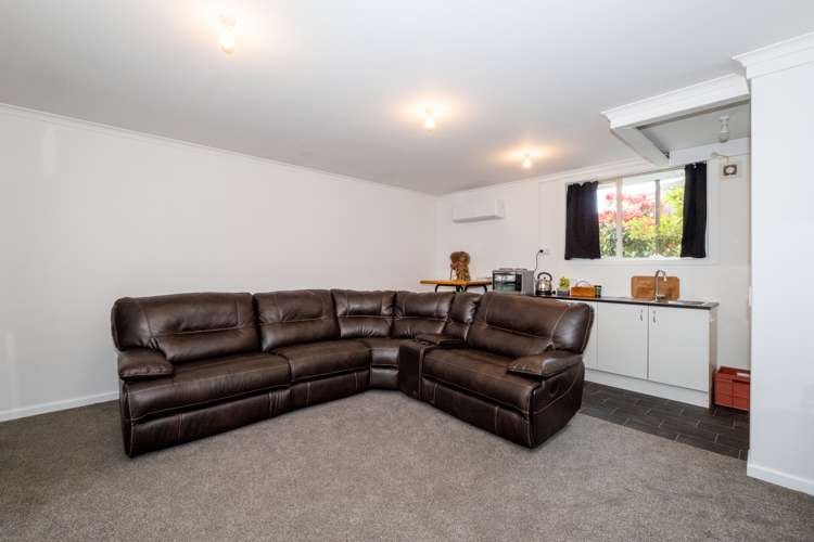 1/61 Evans Street Waimataitai_24