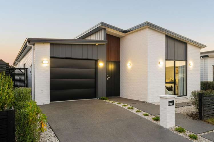 11 Gosset Avenue Chartwell_25