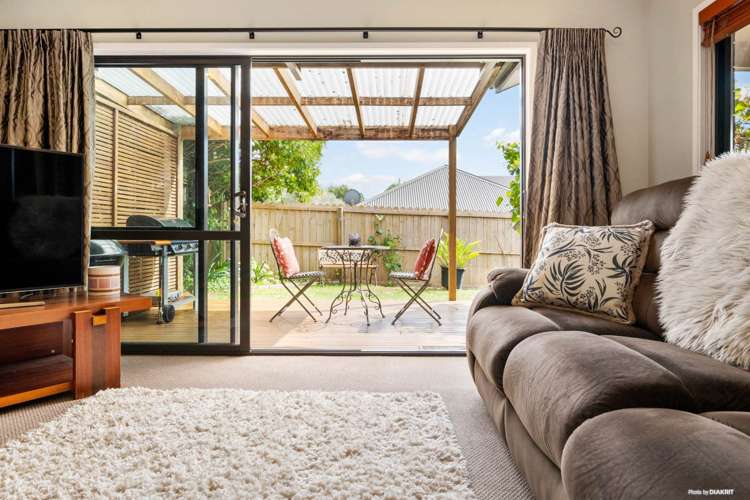 43 Thomas Moore Place Pukekohe_6