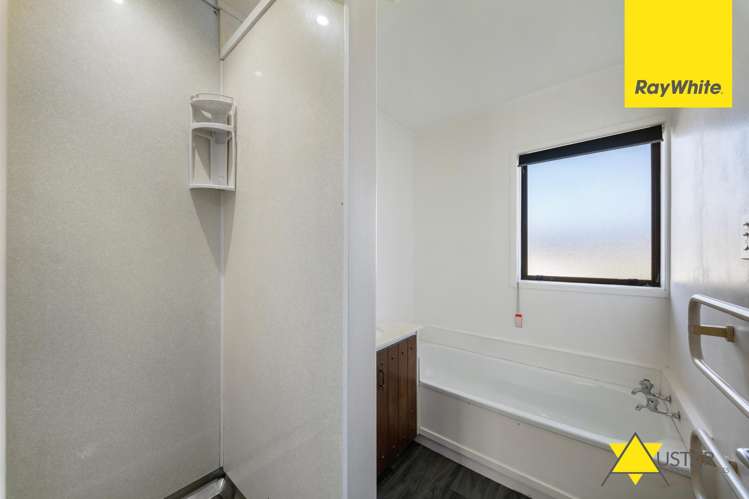 2/35 Buscomb Avenue Henderson_8