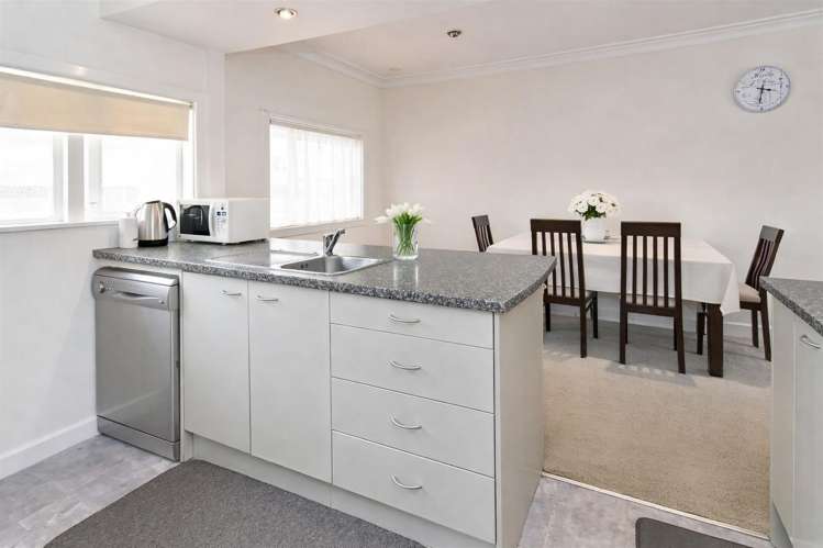 2/13 Tennessee Avenue Mangere_4