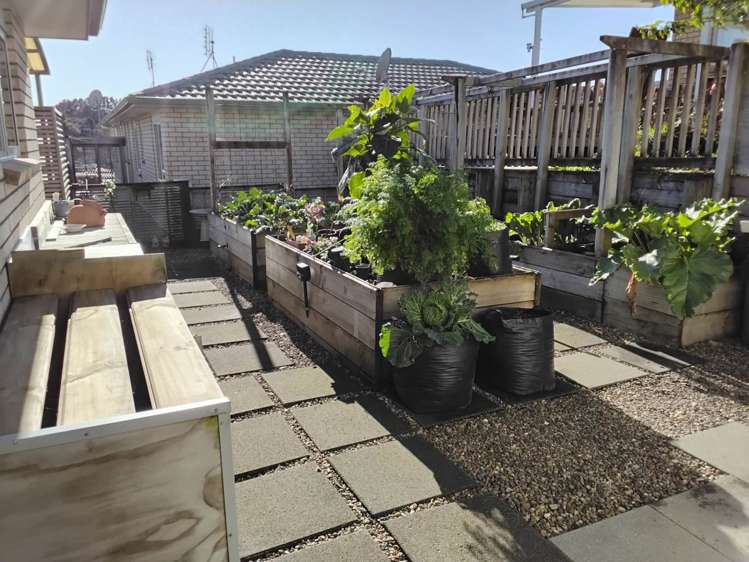 25/8 Village Place Tuakau_13