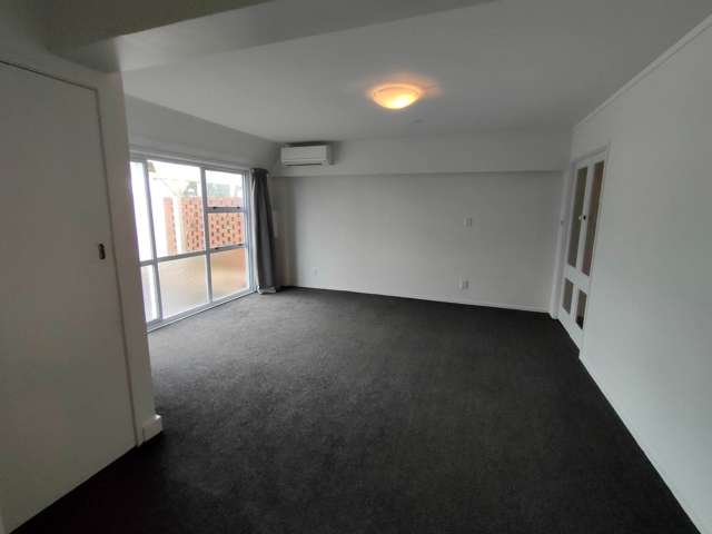 One bedroom Unit - Power, Water & Internet Inc...