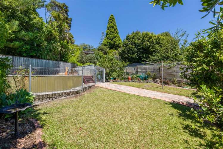 14 Lemnos Place Titirangi_14