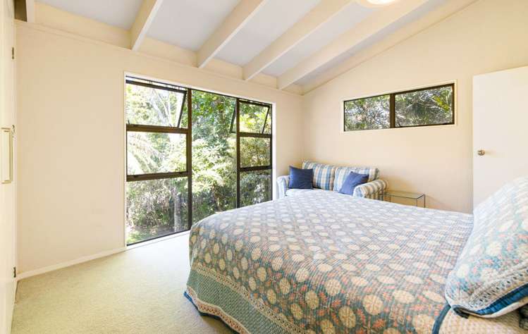 122 Woodlands Park Road Titirangi_11