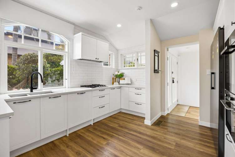 5 Fern Avenue Epsom_13