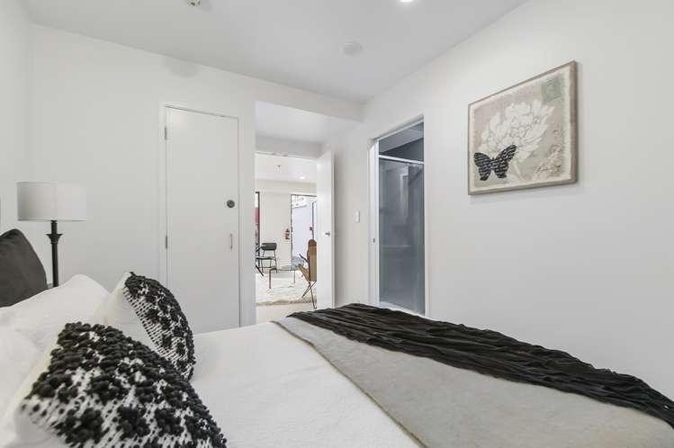 107/17 Vogel Lane Auckland Central_4