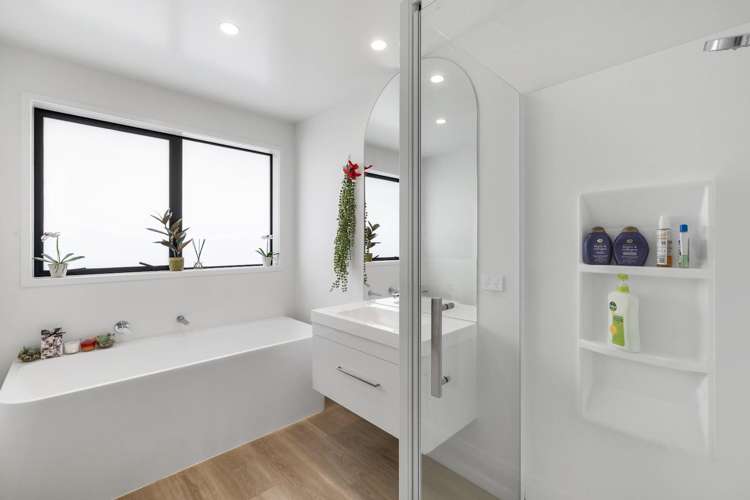 4 Petariki Way Pyes Pa_22