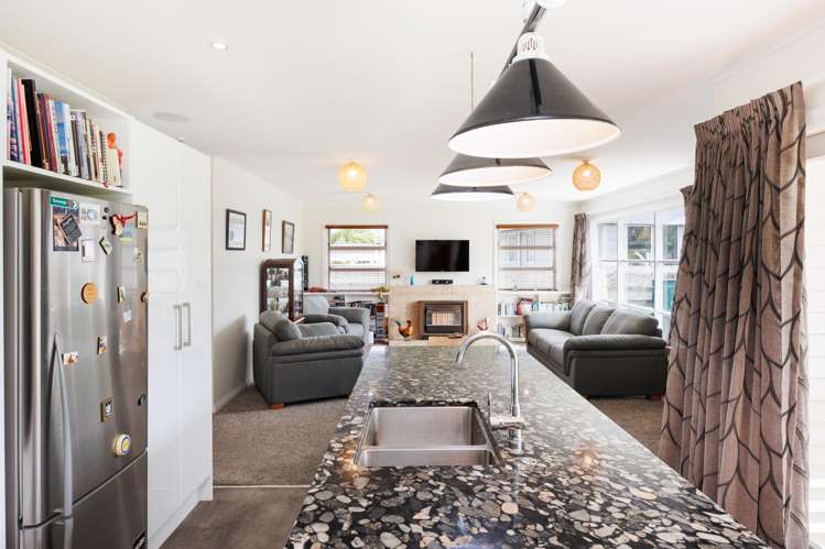 117 Derby Street Feilding_6