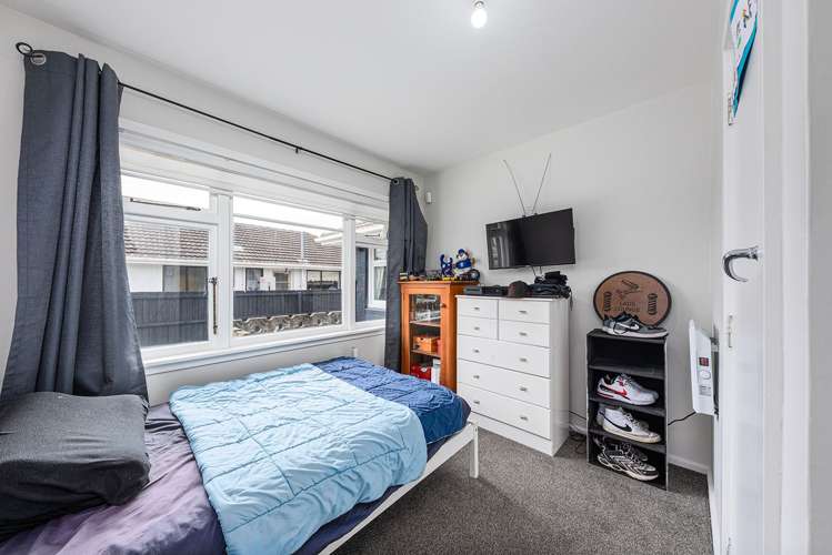 104 Hampshire Street Aranui_12