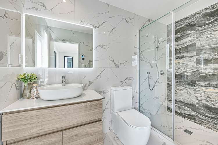 10 Teitei Rise Flat Bush_31