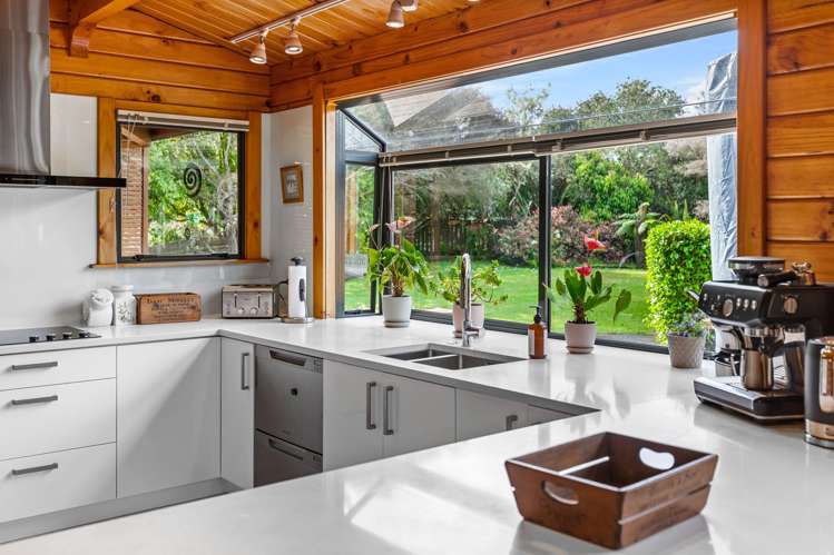 45 Sunny Crescent Huapai_18