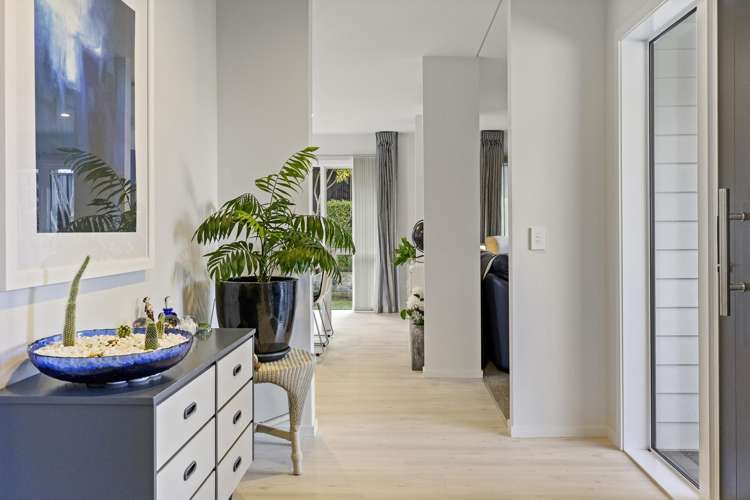 11 The Pheasant Tail Nukuhau_13