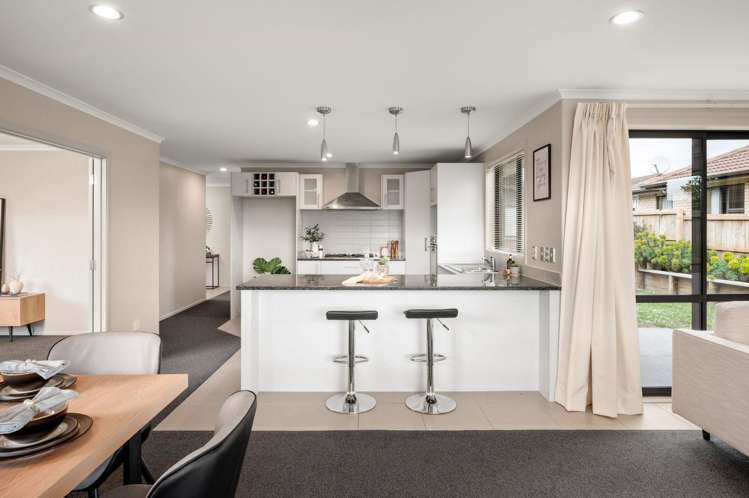 102 Barrington Drive Huntington_6