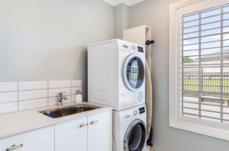 35 Coprosma Crescent Waipahihi_24