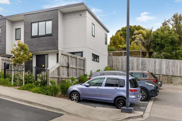 G.J. Gardner End Townhouse