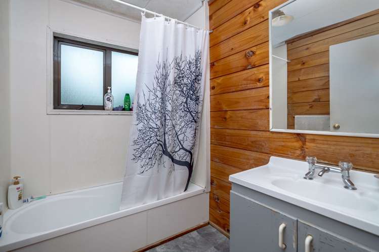 400 Mikimiki Road Mikimiki_18