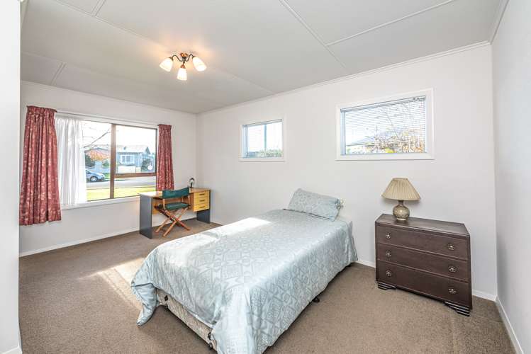 27 Devon Road Springvale_16