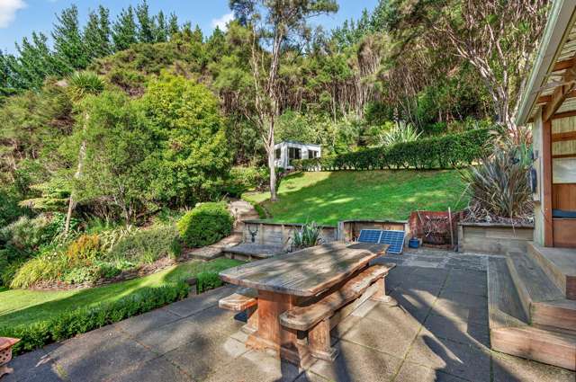 1598 Pack Spur Road Mataikona_3