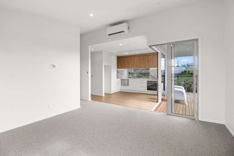 3 Burns Street Westown_29