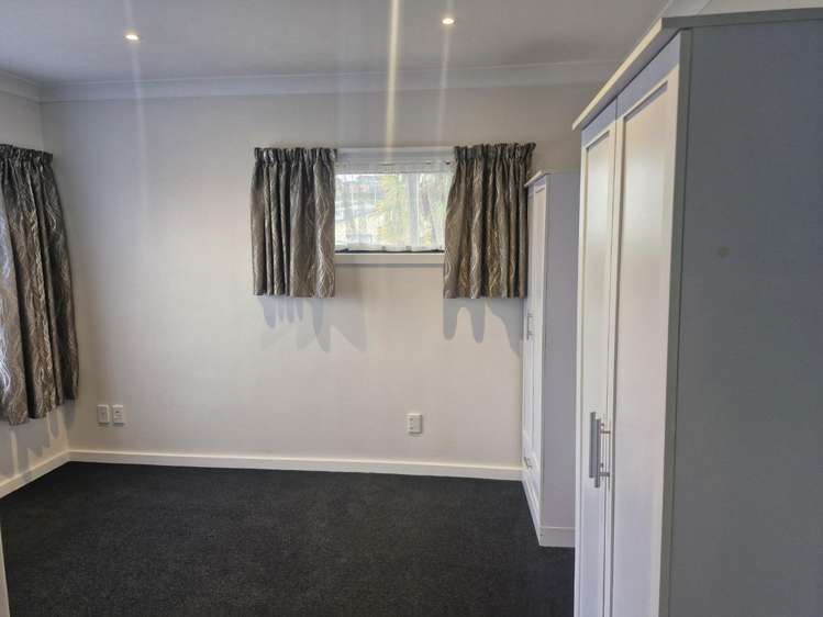 66 Ngamotu Road Spotswood_11