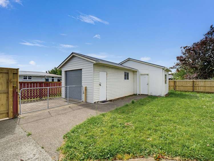 8 Mark Perreau Place Foxton_19