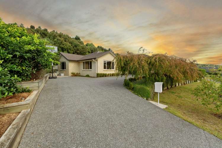 16 Ellesmere Close Pyes Pa_18