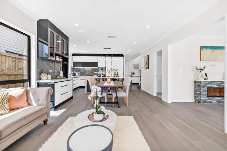 20 Hughs Way Flat Bush_17